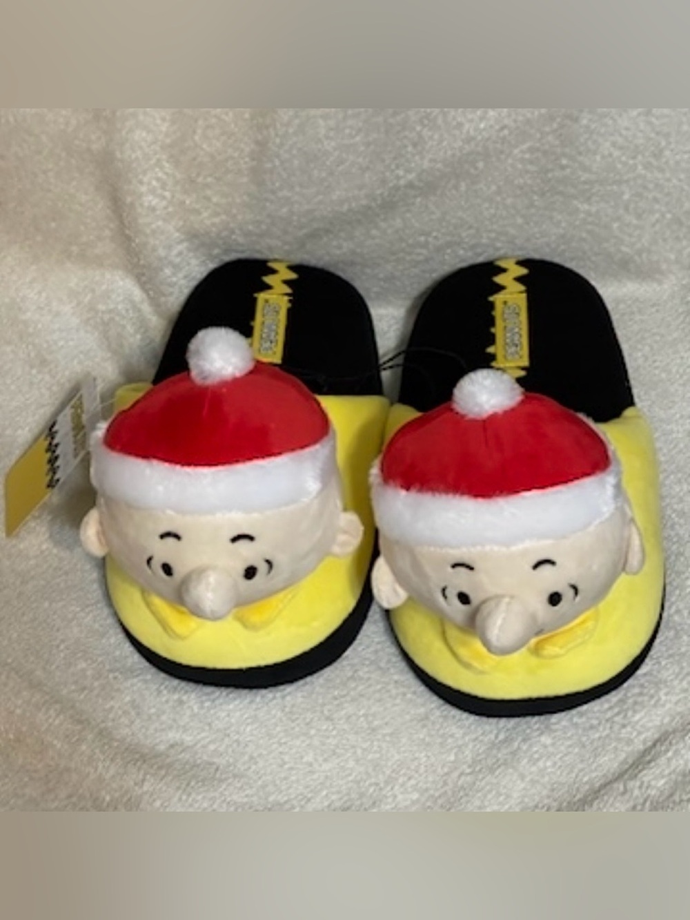 Peanuts Family Christmas Character 3D Scuff Slippers 9/10 adults